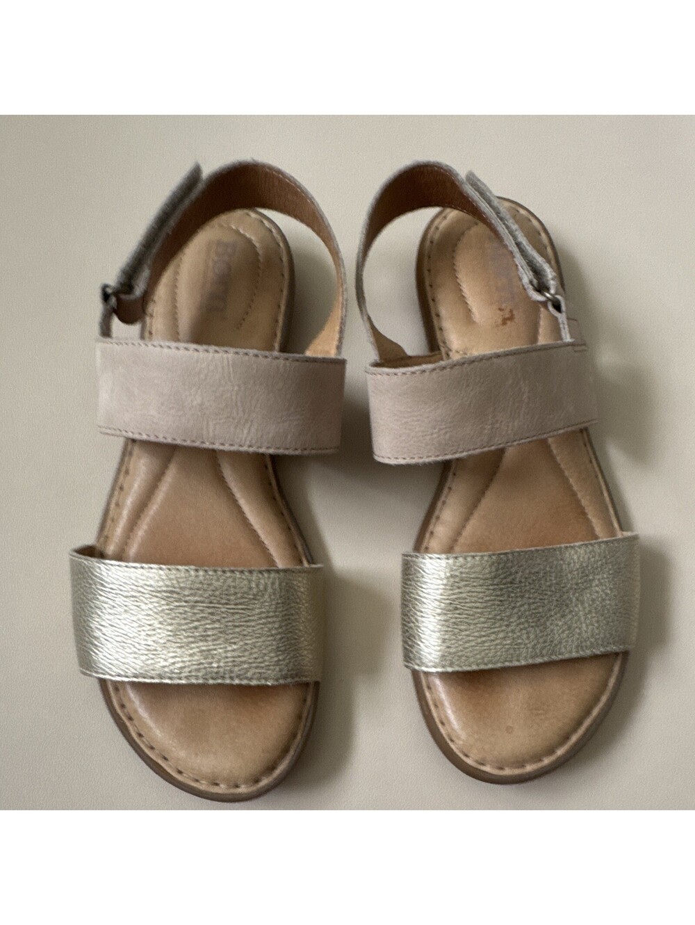 Børn Women's Sandals Size 9 US Gold and Beige Leather
